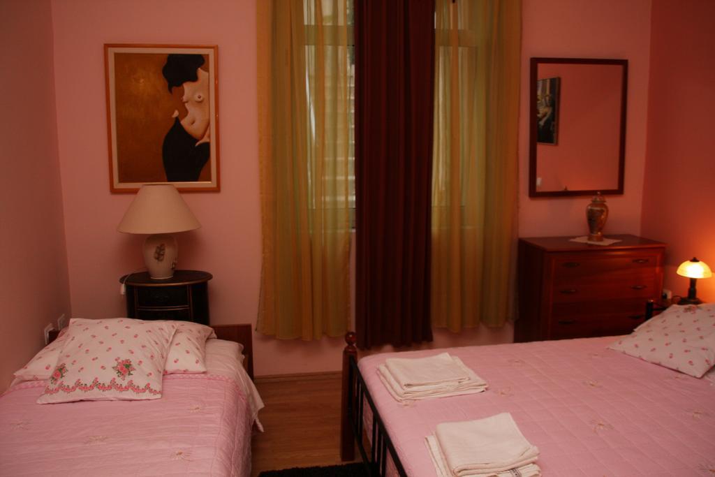 Apartments Mia Podgora Ruang foto